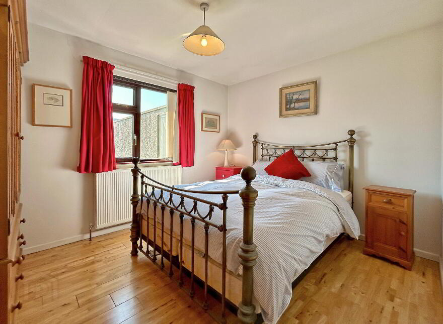 3 Meadow Park, Portballintrae, BT57 8TQ