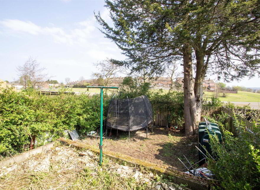 49 Bearnagh Drive, Andersonstown, Belfast, BT11 8HS