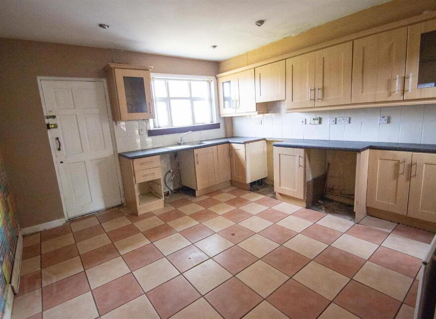 49 Bearnagh Drive, Andersonstown, Belfast, BT11 8HS
