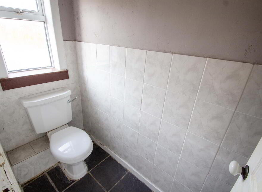 49 Bearnagh Drive, Andersonstown, Belfast, BT11 8HS