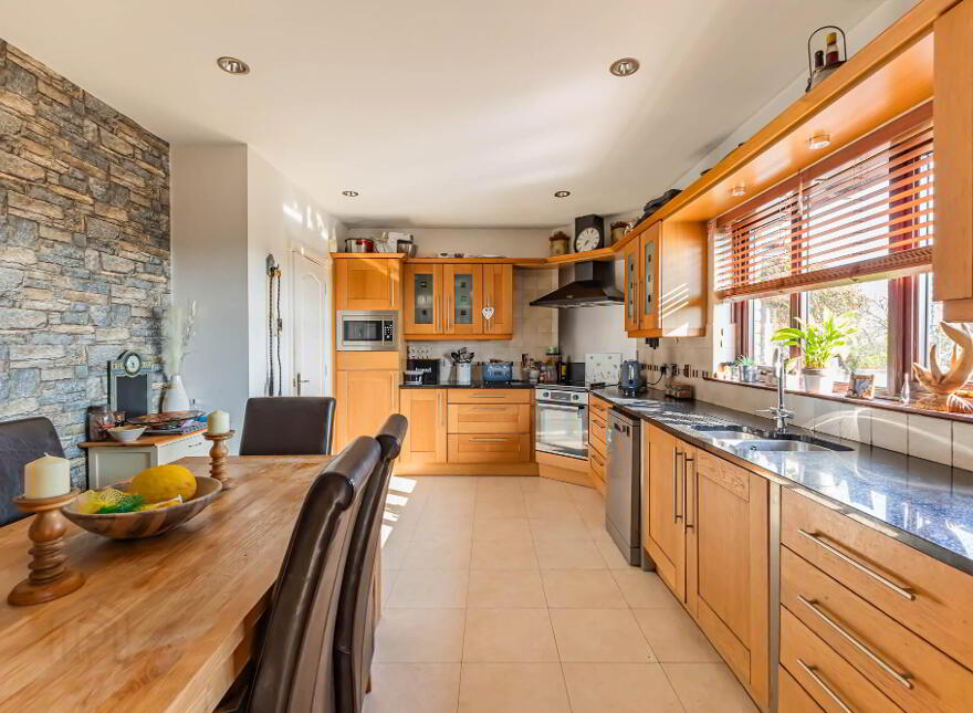 6 Thornbrook, Lisburn, BT27 5LW