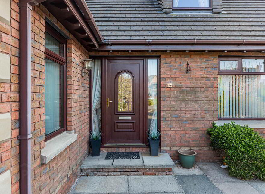 6 Thornbrook, Lisburn, BT27 5LW