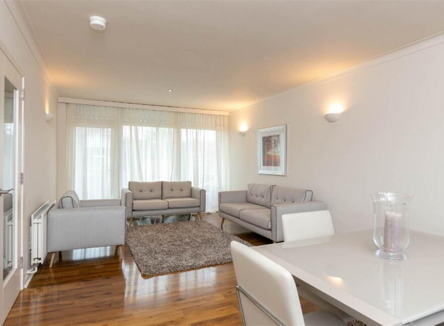 2, 33 Knightsbridge Park, Belfast, BT9 5EH