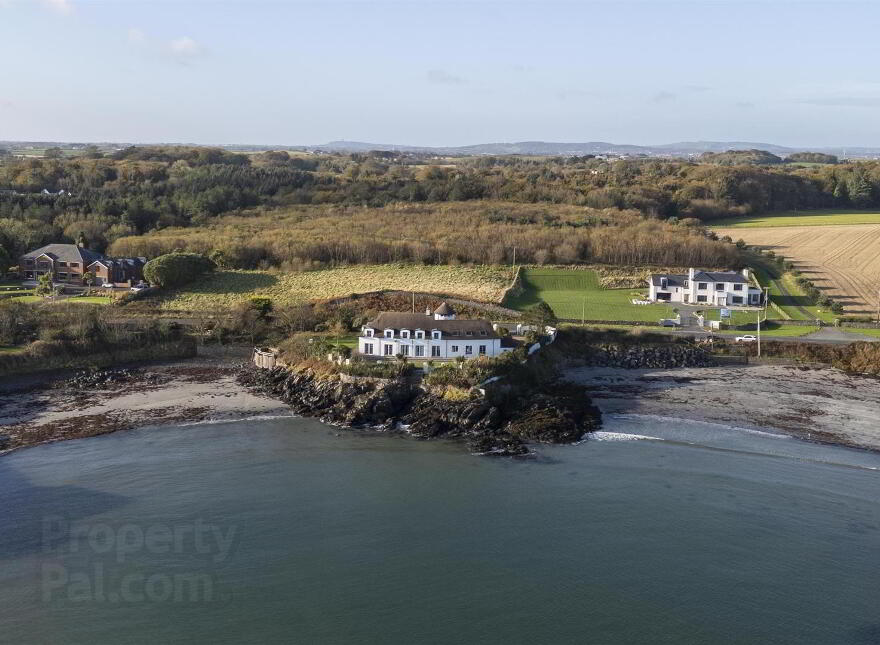 91 Warren Road, Donaghadee, BT21 0PJ photo