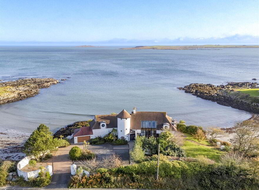 91 Warren Road, Donaghadee, BT21 0PJ photo