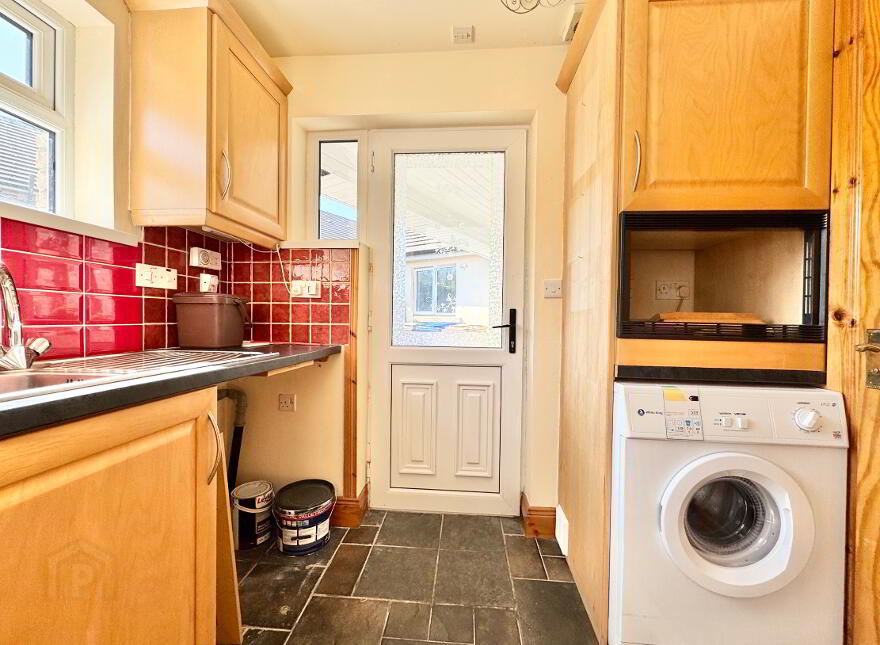 42 Meadowcroft, Dromore, BT78 3JA