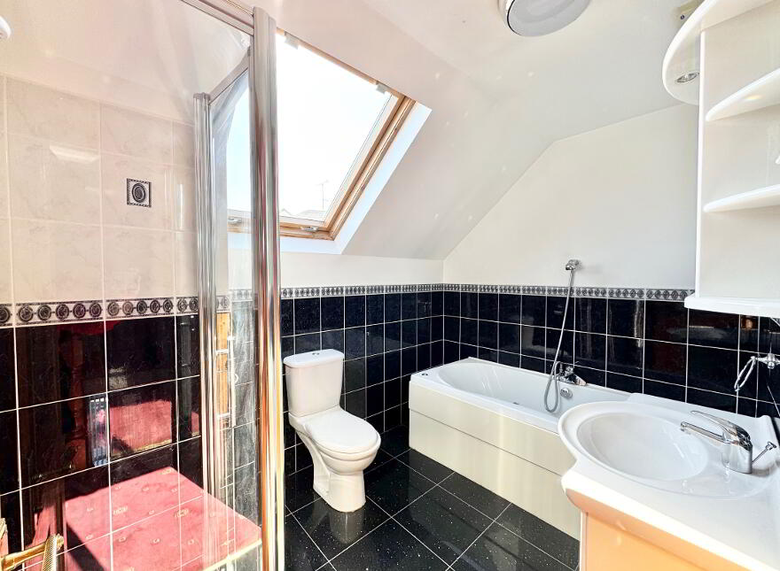 42 Meadowcroft, Dromore, BT78 3JA