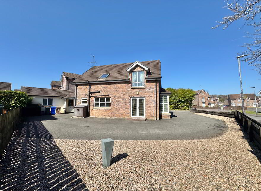 42 Meadowcroft, Dromore, BT78 3JA