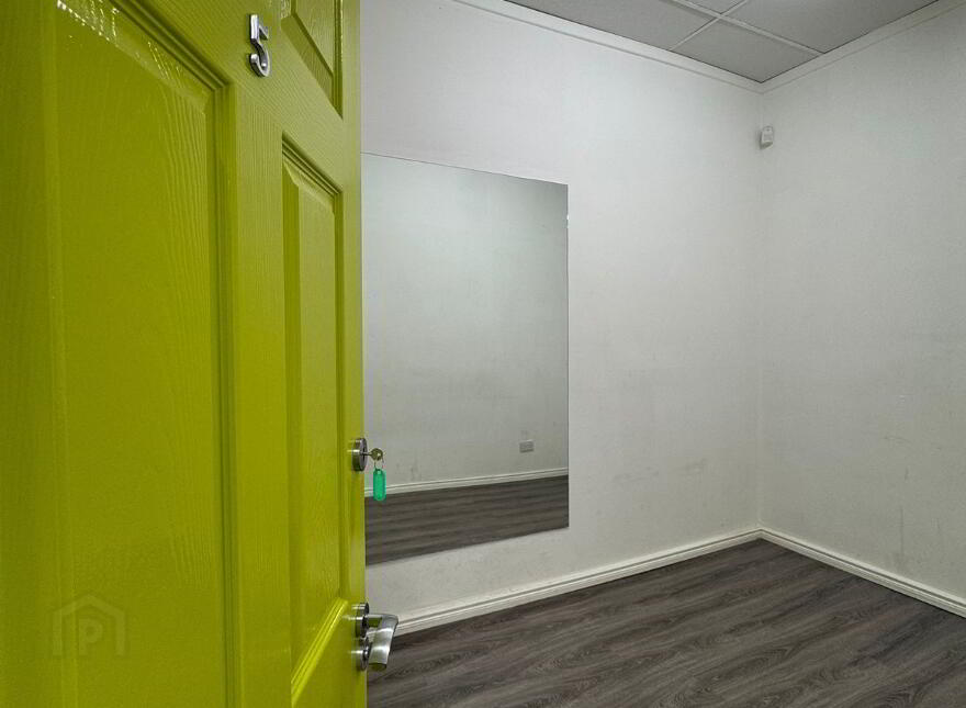 First Floor, 1 Castle Street, Carrickfergus, BT38 7BE