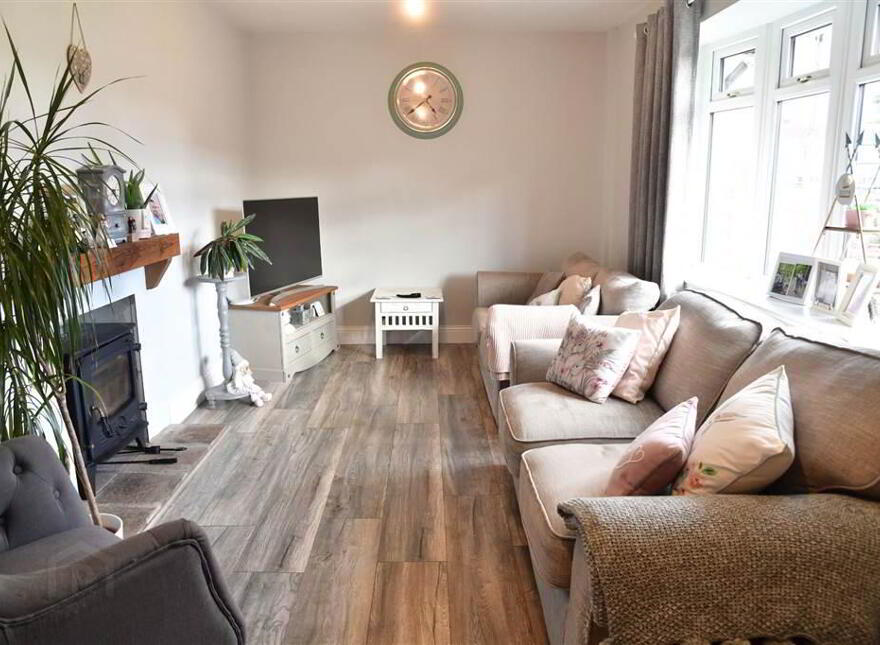 8 Granville Drive, Ballymena, BT43 7AF