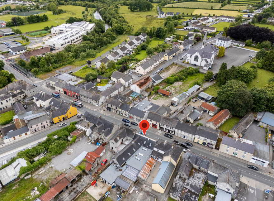 Hennessy`s Gastro Pub, Main Street, Ferbane, R42N628