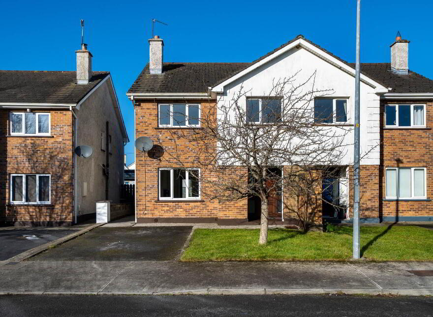 19 Caislean Riada, Coosan, Athlone, N37YY94 photo