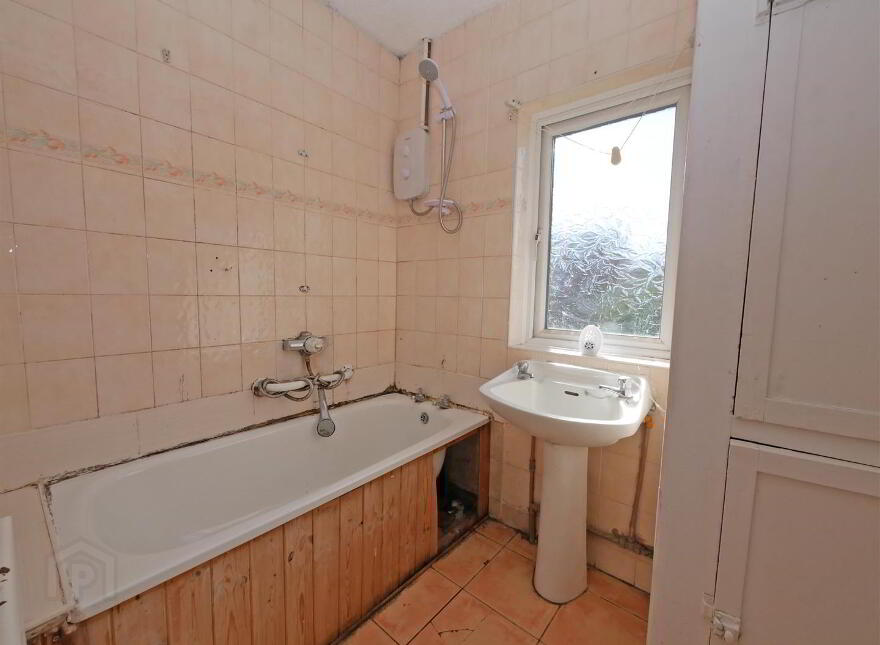 3 Merok Crescent, Cregagh, Belfast, BT6 9LZ