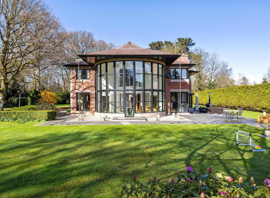 190 Upper Malone Road, Belfast, BT17 9JZ
