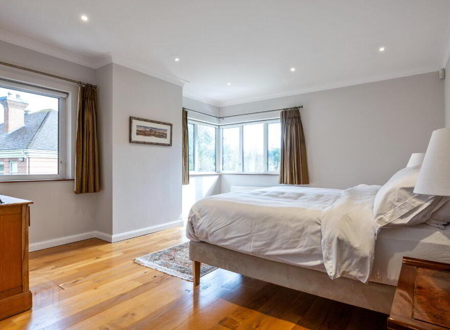 190 Upper Malone Road, Belfast, BT17 9JZ