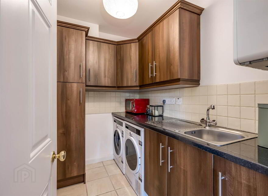 4 Strathearn Lane, Circular Road, Belmont, Belfast, BT4 2BT