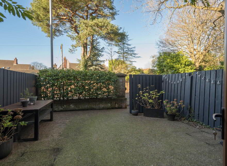 4 Strathearn Lane, Circular Road, Belmont, Belfast, BT4 2BT