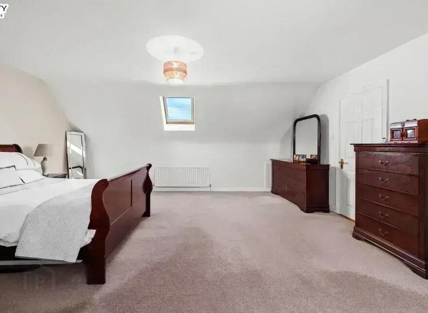 6 Hawthorn Drive, Midleton
