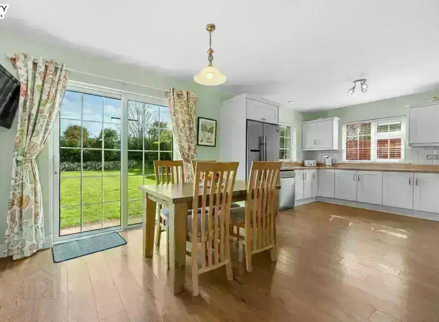 6 Hawthorn Drive, Midleton