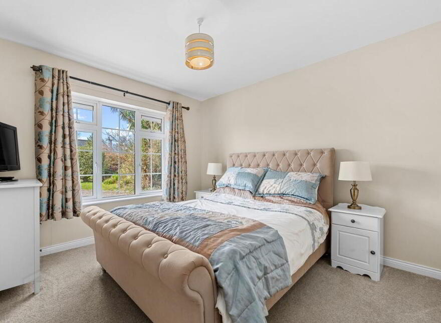 6 Hawthorn Drive, Midleton