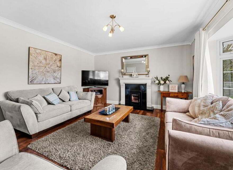 6 Hawthorn Drive, Midleton