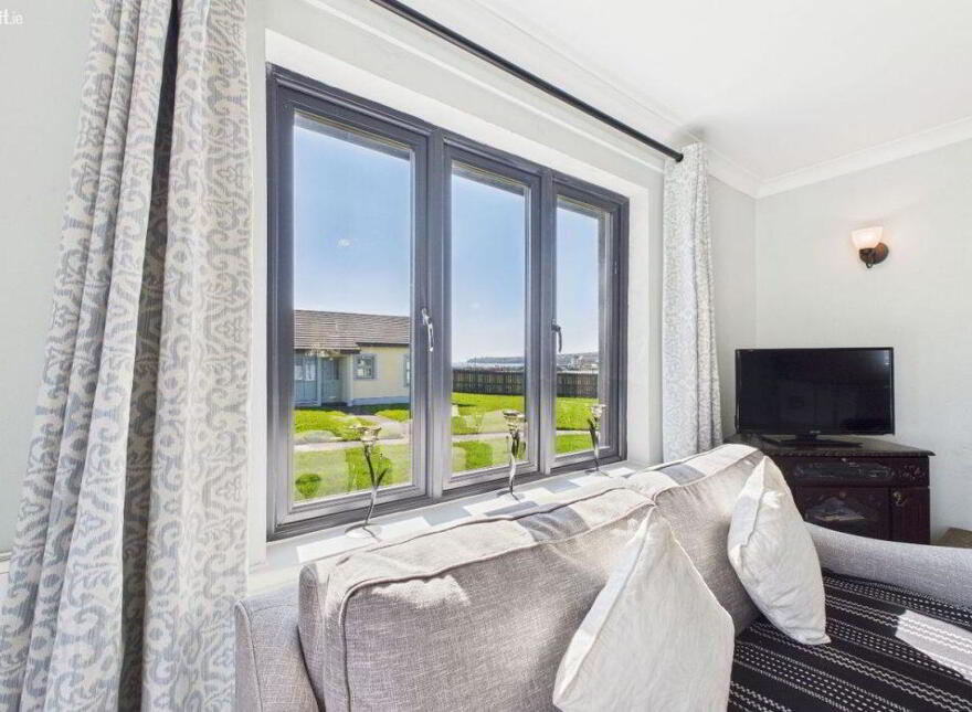 9 Pebble Grove, Pebble Beach, Tramore