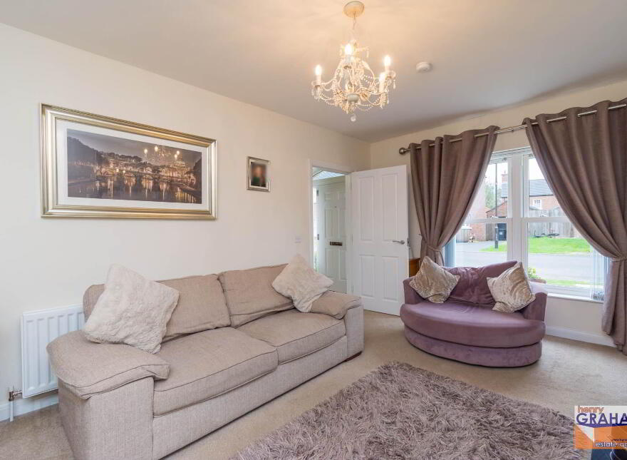 5 Kings Oak Meadow, Maze, Lisburn, BT27 5TG