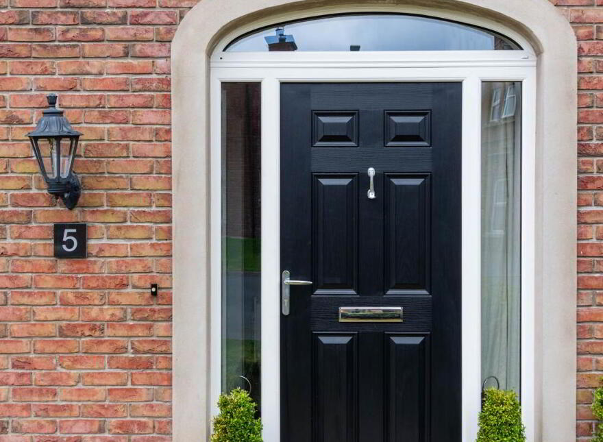 5 Kings Oak Meadow, Maze, Lisburn, BT27 5TG