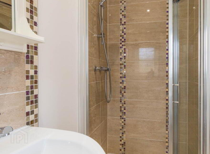 5 Kings Oak Meadow, Maze, Lisburn, BT27 5TG