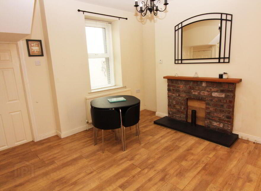 5 Erskine Place, Newry, BT35 6BU