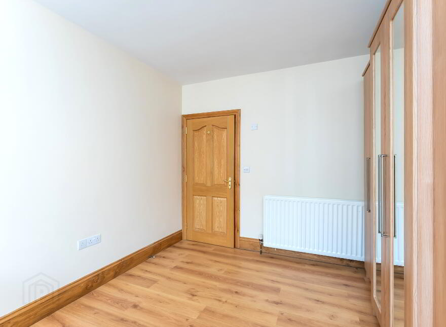 20 & 20b Main Street, Royal Hillsborough, BT26 6AE