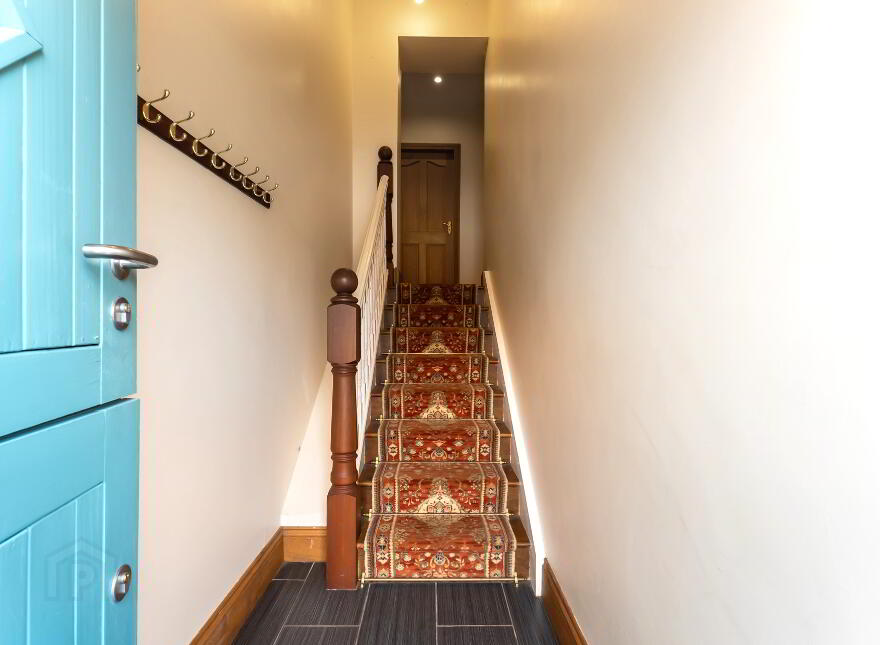 20 & 20b Main Street, Royal Hillsborough, BT26 6AE