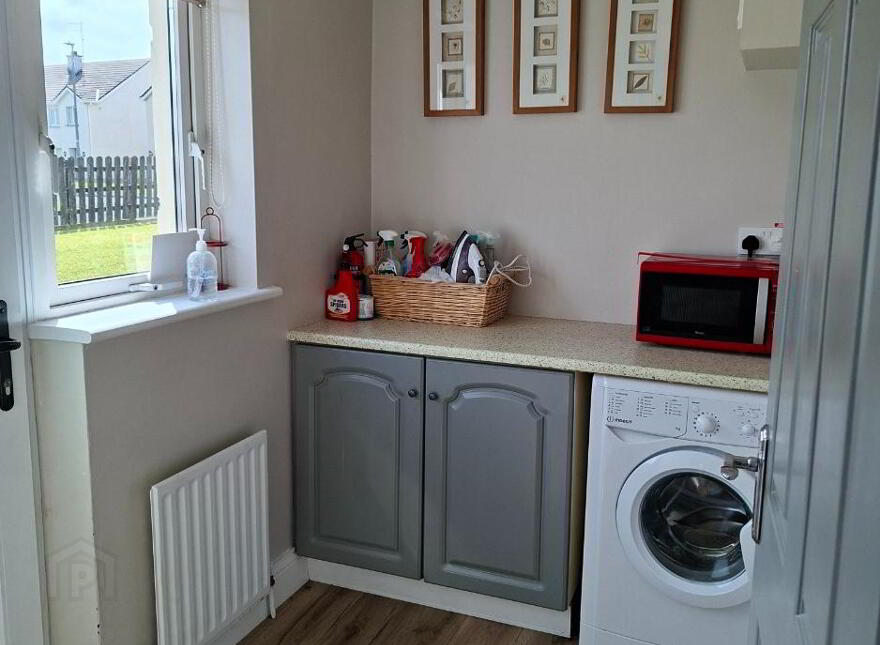 2 Sea Crest, Bundoran, F94PW89