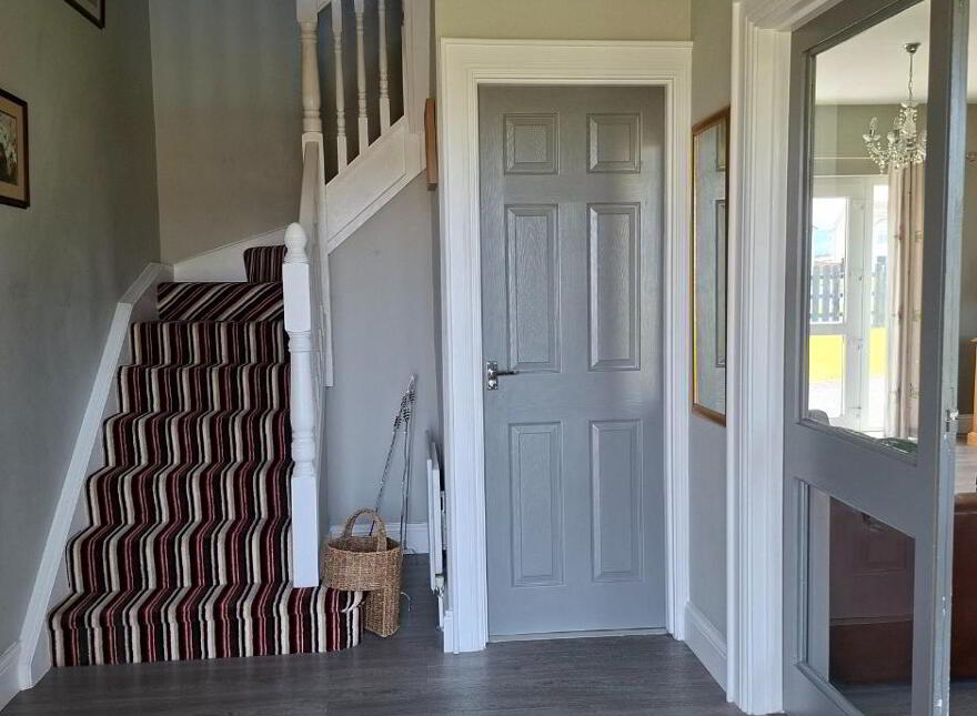 2 Sea Crest, Bundoran, F94PW89