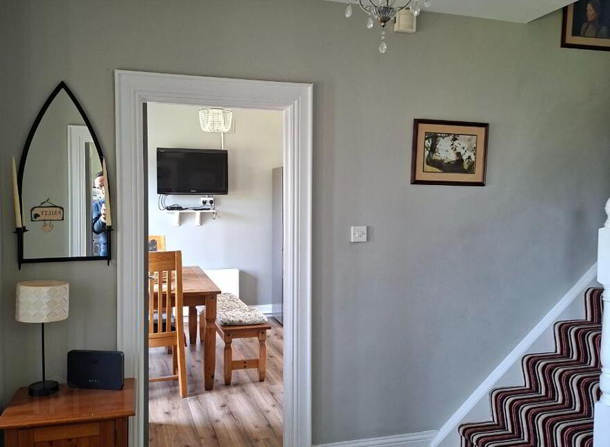 2 Sea Crest, Bundoran, F94PW89