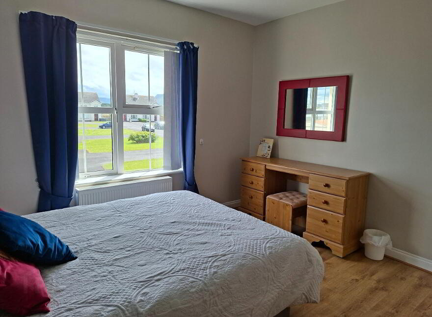 2 Sea Crest, Bundoran, F94PW89