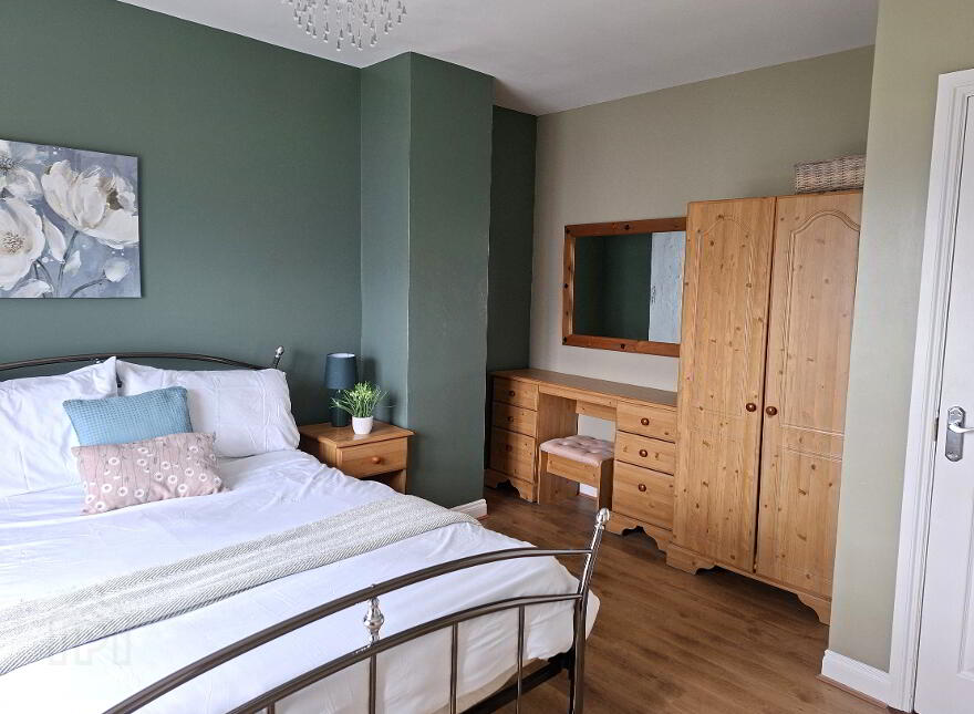2 Sea Crest, Bundoran, F94PW89