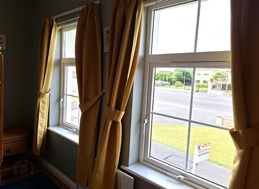 2 Sea Crest, Bundoran, F94PW89