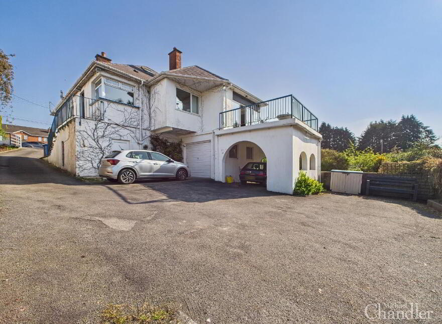 31 Church Road, Ballynahinch, BT24 8LP