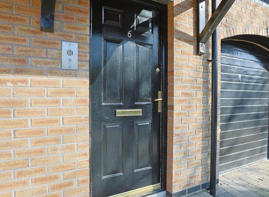 6 Springfield Court, Banbridge, BT32 3LD