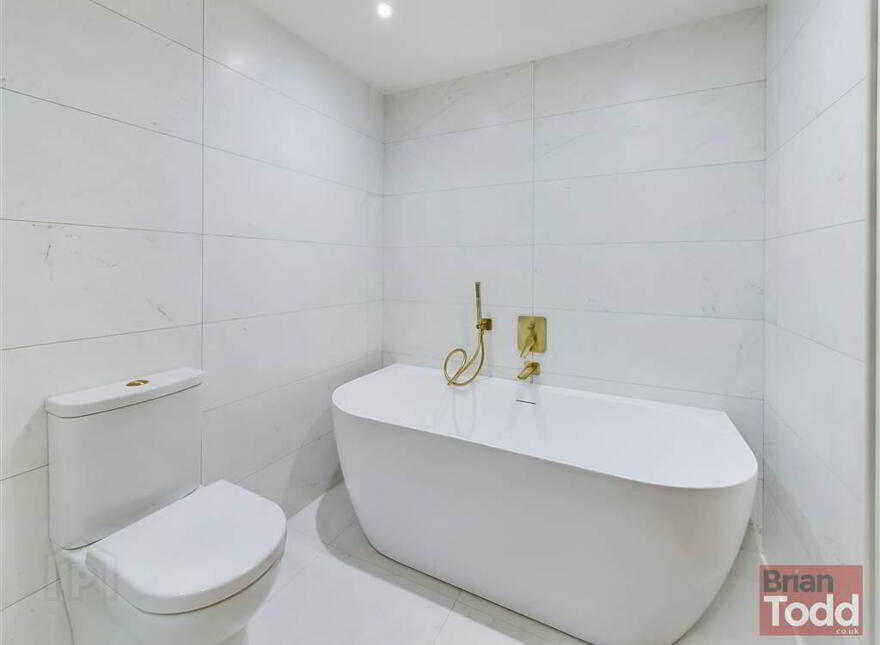 Apartment 1 5 Harbour Road, Carnlough, Ballymena, BT44 0EU
