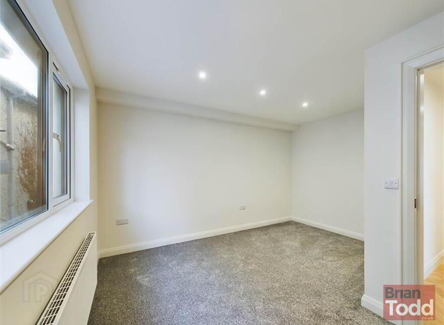 Apartment 1 5 Harbour Road, Carnlough, Ballymena, BT44 0EU
