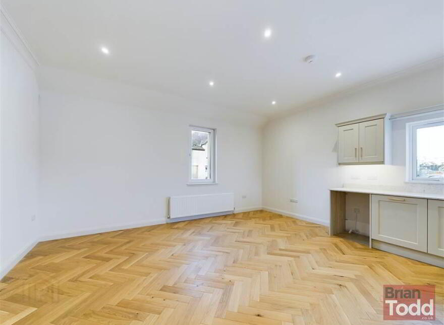Apartment 3 5 Harbour Road, Carnlough, Ballymena, BT44 0EU