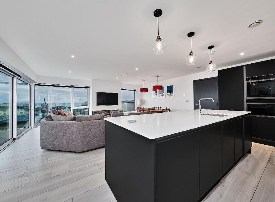 12 Dunluce View, Portrush, BT56 8DW