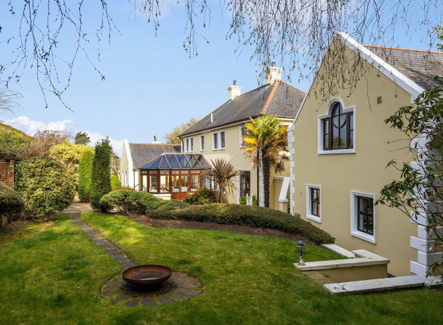 Savannah House, 3 The Lane, Station Road, Craigavad, Holywood, BT18 0BJ