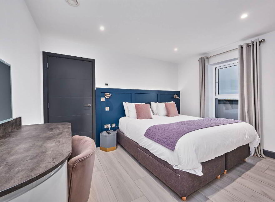 12 Dunluce View Apartments, 24 Dunluce Avenue, Portrush, BT56 8DW