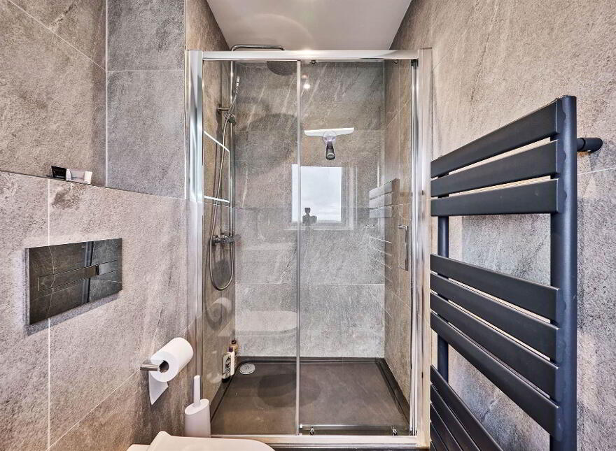 12 Dunluce View Apartments, 24 Dunluce Avenue, Portrush, BT56 8DW
