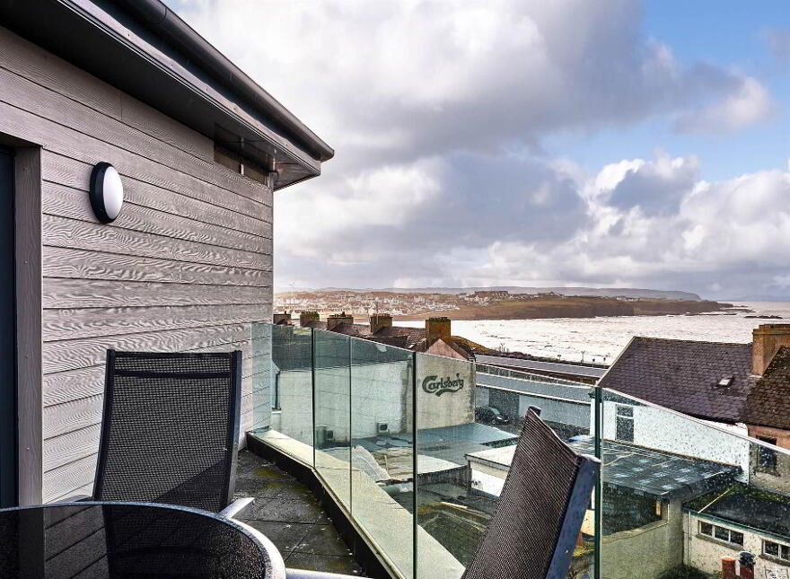 12 Dunluce View Apartments, 24 Dunluce Avenue, Portrush, BT56 8DW