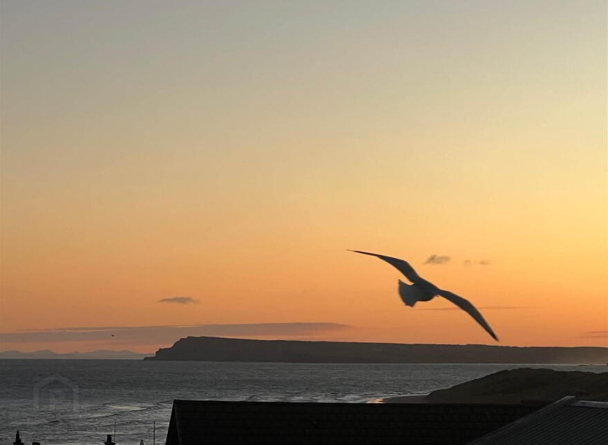 12 Dunluce View Apartments, 24 Dunluce Avenue, Portrush, BT56 8DW