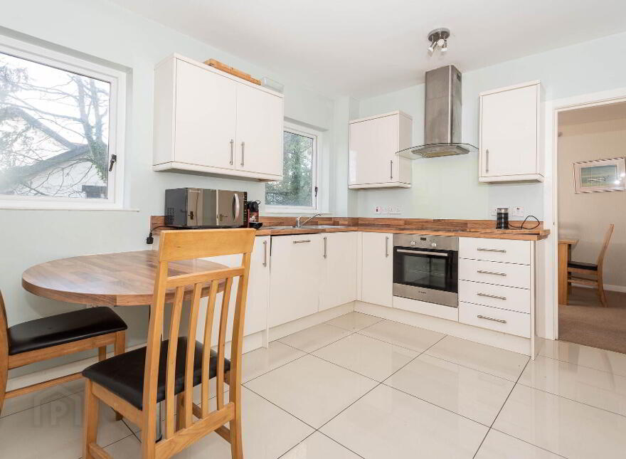 17 Malone Manor, Belfast, BT9 6SR